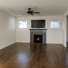 1913 Covington Dr in Lexington, KY - Building Photo - Building Photo