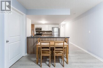 11-611 St Joseph St in Toronto, ON - Building Photo - Building Photo