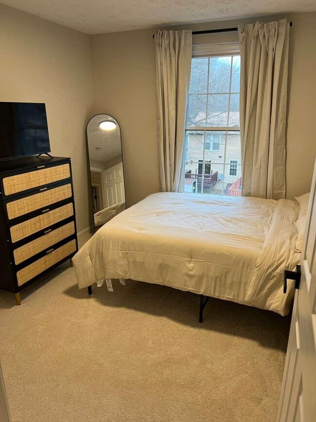 442 Shady Glen Dr in Capitol Heights, MD - Foto de edificio - Building Photo