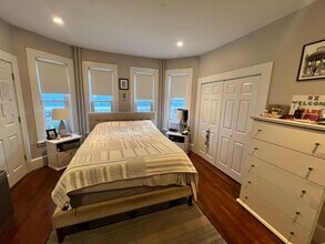 68 Day St, Unit 1 in Boston, MA - Building Photo - Building Photo