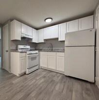 37 Delmont St in Methuen, MA - Building Photo