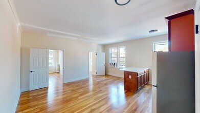 71-67 Yellowstone Blvd in Queens, NY - Building Photo - Building Photo