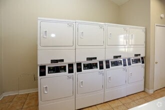 4470 E Pikes Peak Ave in Colorado Springs, CO - Building Photo - Building Photo