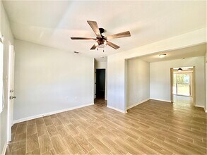 3106 Strawberry Ln in Lakeland, FL - Building Photo - Building Photo