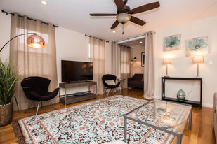 49 Boylston St, Unit 2 in Brookline, MA - Building Photo