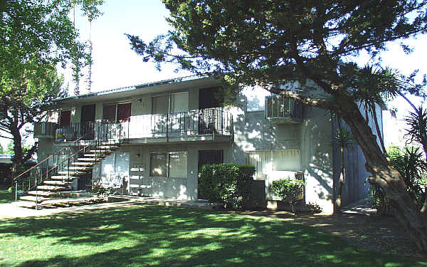 Park Manchester Apartments in Fresno, CA - Foto de edificio - Building Photo