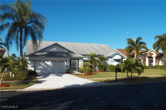 431 Dundee Ct in Naples, FL - Building Photo - Building Photo
