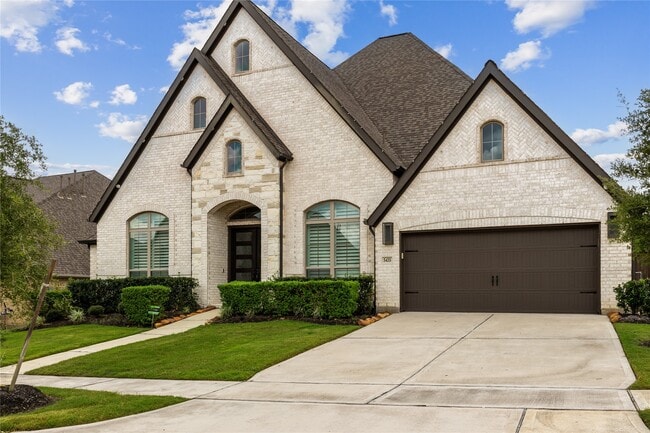 property at 5435 Farm Hill Way