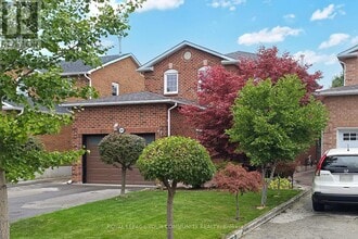 104 Pentland Crescent in Vaughan, ON - Building Photo - Building Photo