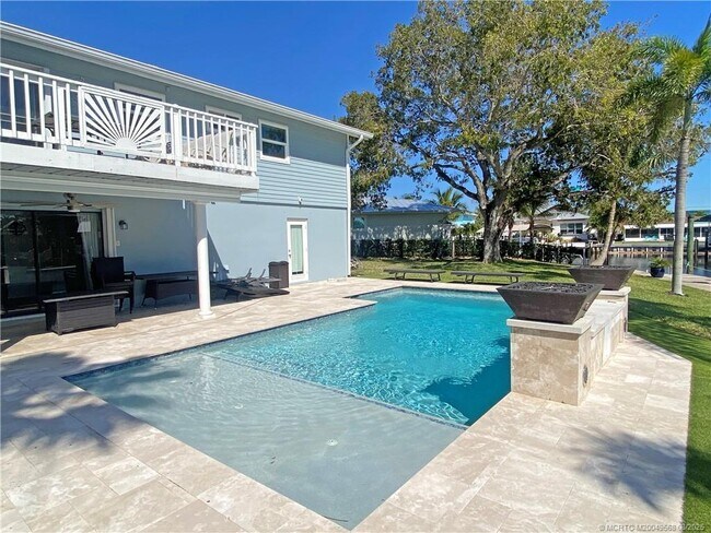 property at 1606 SW Egret Way