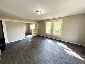 428 Rutledge Dr in Midfield, AL - Building Photo - Building Photo