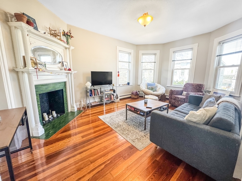 52 Fayette St in Cambridge, MA - Building Photo
