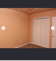 408 Central Ave, Unit D in Suffolk, VA - Building Photo