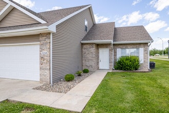 3258 Wind River Cir in Columbia, MO - Building Photo - Building Photo