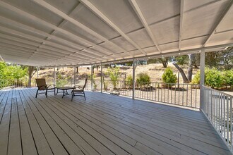 8471 Latrobe Rd in Shingle Springs, CA - Building Photo - Building Photo