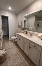 7819 W 158th Ct in Overland Park, KS - Building Photo - Building Photo