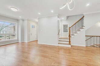 6626 S Ingleside Ave in Chicago, IL - Building Photo - Building Photo