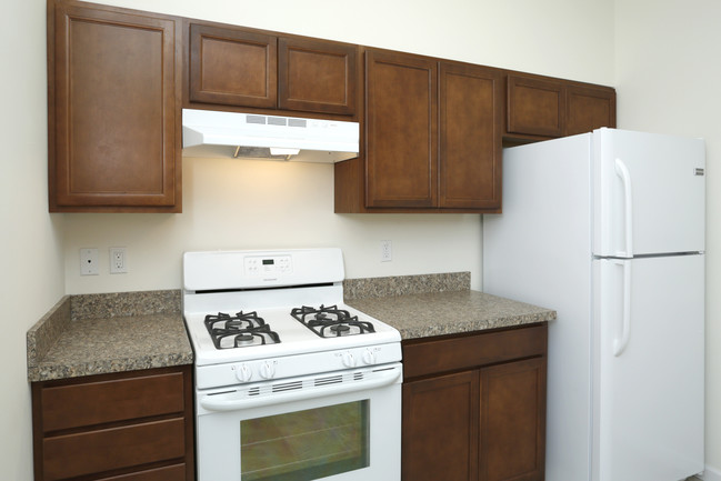 Autumn Ridge at Toms River Apartments in Toms River, NJ - Building Photo - Interior Photo