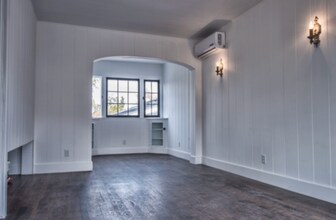 409 Wheeling Way, Unit 409 in Los Angeles, CA - Foto de edificio - Building Photo