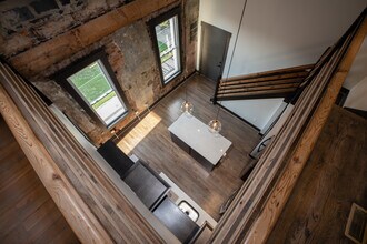 1533 Elm St in Cincinnati, OH - Building Photo - Building Photo