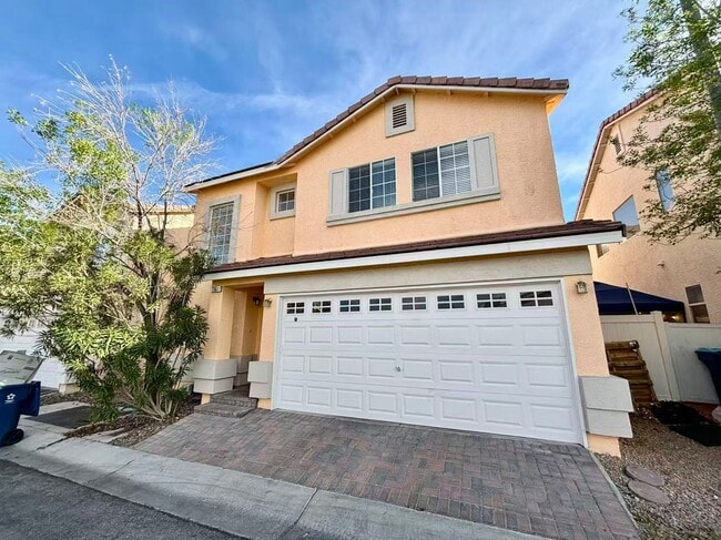 7301 Bindweed Rd in Las Vegas, NV - Building Photo - Building Photo