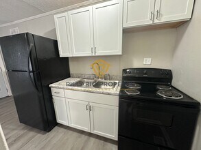 301 Green St in Plainfield, IN - Building Photo - Building Photo