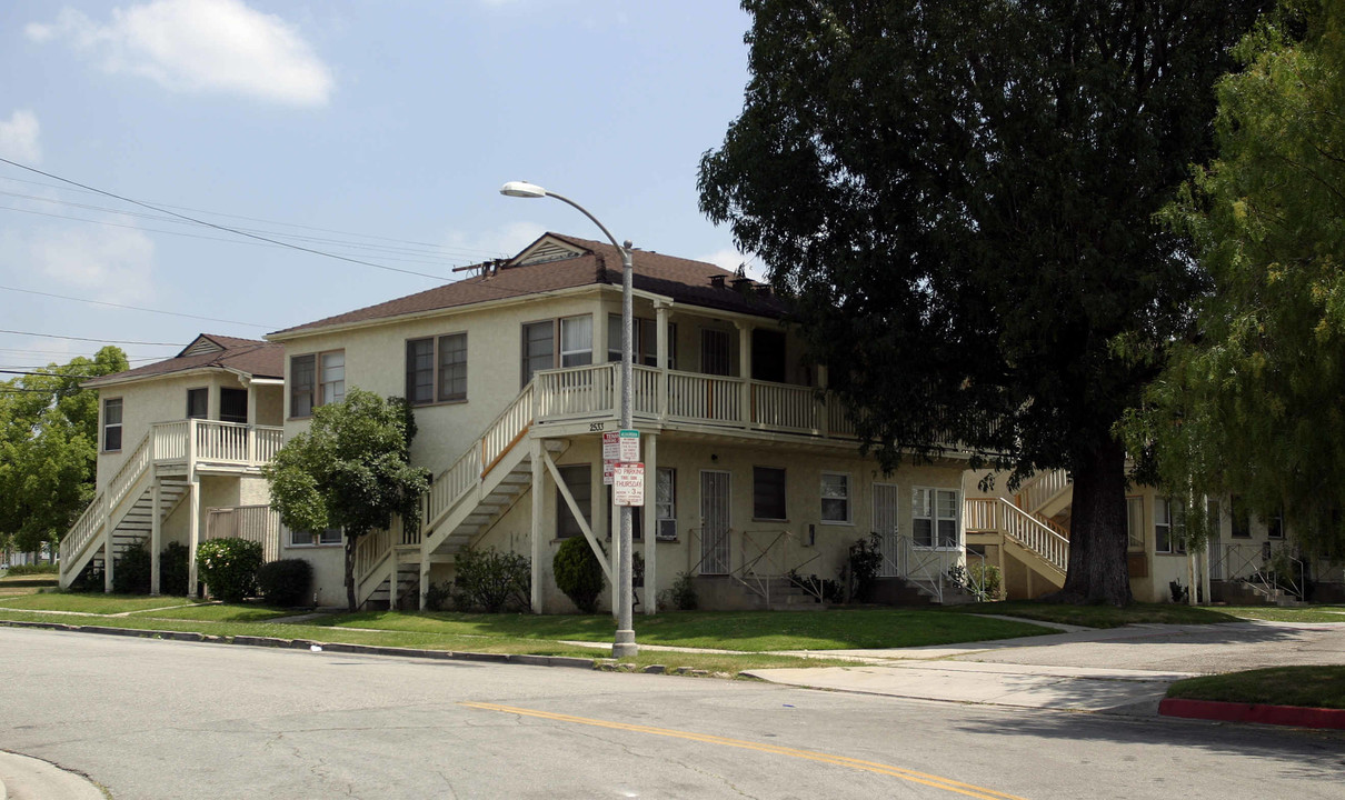 2531-2535 W Ramona Rd in Alhambra, CA - Building Photo