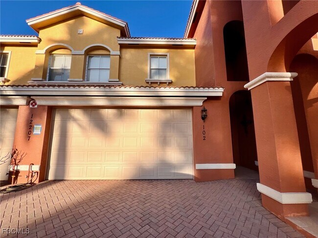 12207 Lucca St in Ft. Myers, FL - Building Photo - Building Photo