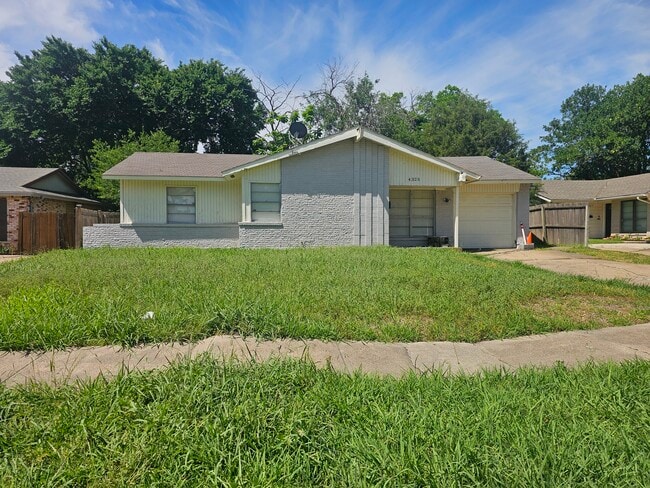 property at 4325 Chestnut Dr