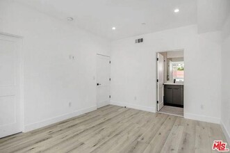 1864 Echo Park Ave in Los Angeles, CA - Building Photo - Building Photo