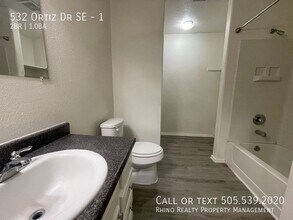 532 Ortiz Dr SE in Albuquerque, NM - Building Photo - Building Photo