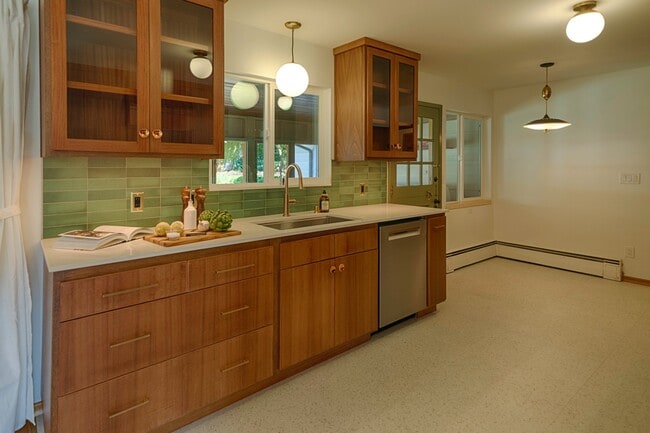 540 N 83rd St, Unit Unit A