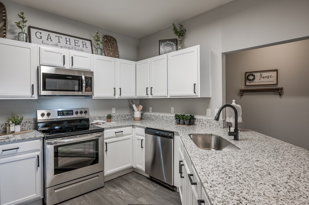 Woodland Landings in Magnolia, TX - Building Photo