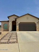 2836 Tierra Oasis St in El Paso, TX - Building Photo - Building Photo