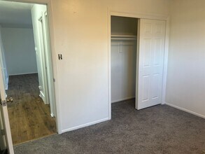 27 Lansing St in Aurora, CO - Building Photo - Building Photo