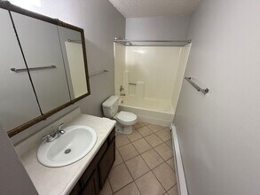 912 9th Ave SE in Valley City, ND - Building Photo - Building Photo