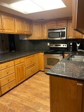 2703 Walnut Hollow St in Pearland, TX - Building Photo - Building Photo