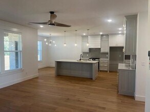 4750 Cowboy St in Springdale, AR - Building Photo - Building Photo