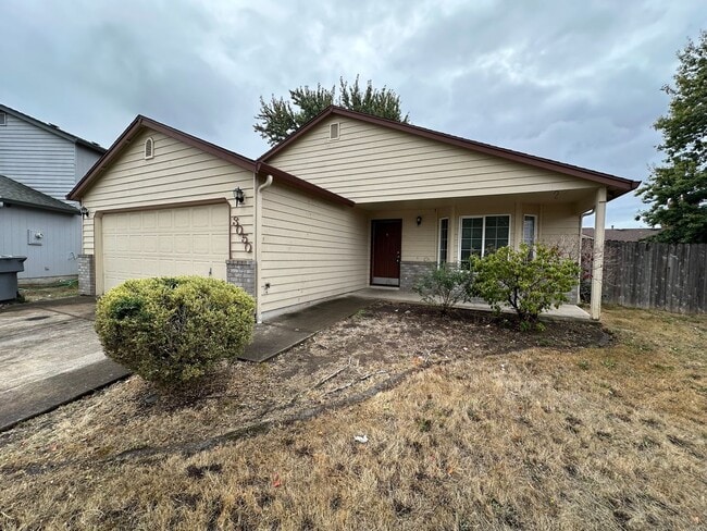 3050 Quail Ct SE