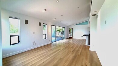 2306 Teviot St in Los Angeles, CA - Building Photo - Building Photo