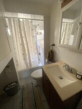 9 Houghton St, Unit 3 in Somerville, MA - Building Photo - Building Photo