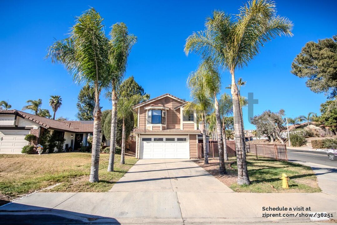 39263 Springtime Dr in Temecula, CA - Building Photo