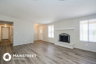 7321 E Lakeside Dr in Tucson, AZ - Building Photo - Building Photo