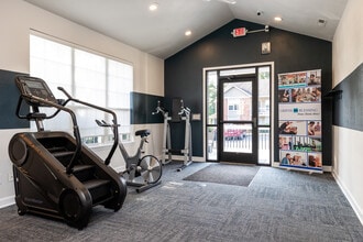 Aberdeen in Lawrence, KS - Building Photo - Interior Photo