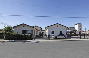 257 Tremont St in Chula Vista, CA - Building Photo
