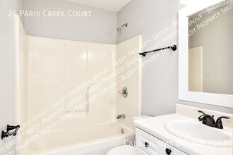 26 Paris Creek Ct in Greenville, SC - Building Photo - Building Photo