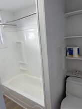 27 Pierce St in Orono, ME - Building Photo - Building Photo