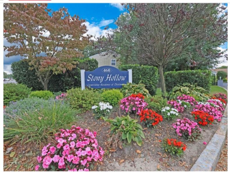 460 Old Town Rd-Unit -22M in Port Jefferson Station, NY - Building Photo