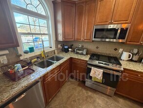 516 Bells Hollow Ct in Chesapeake, VA - Building Photo - Building Photo