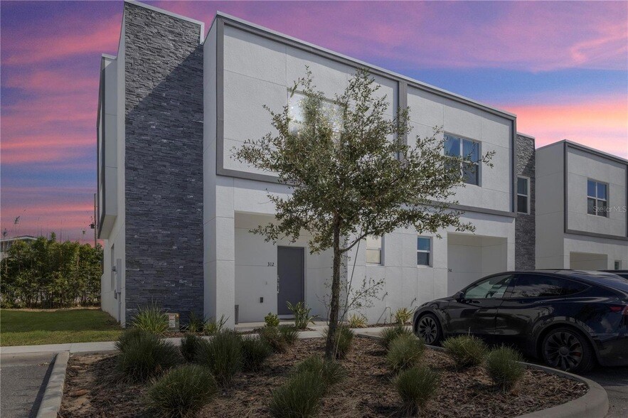 312 Famagusta Dr, Unit 122 in Davenport, FL - Building Photo
